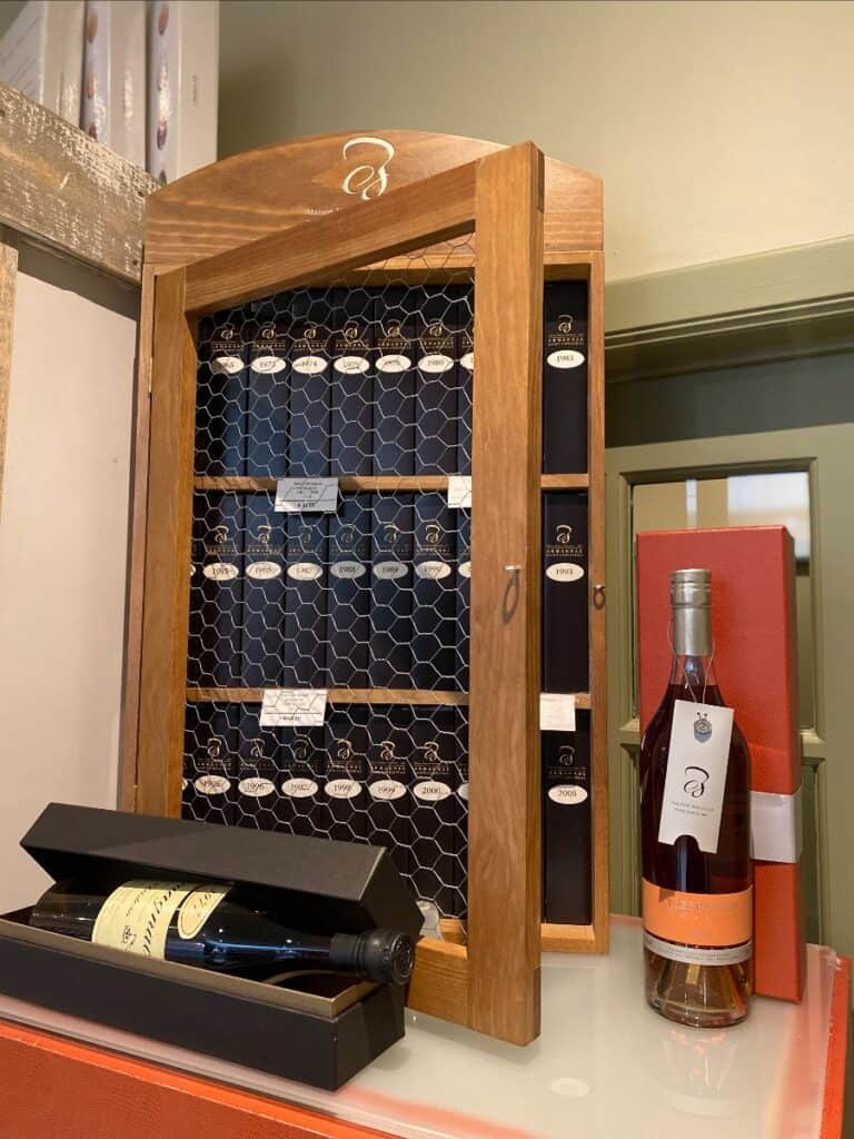 ed26e468 f76b a827 95c1 70238d91b131