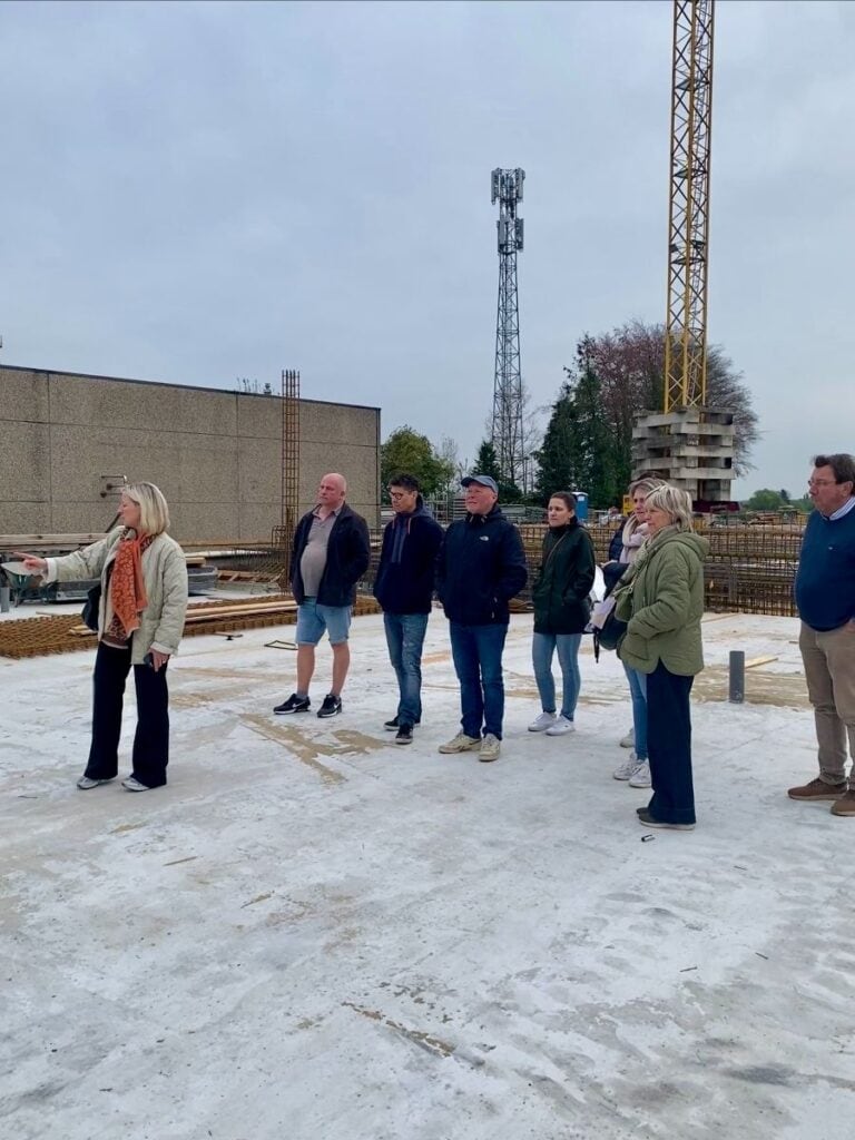 4c444741 0a6b da28 7bb3 42331cdd1348